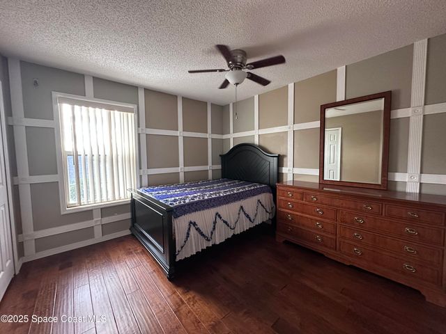 2893 Glasbern Circle, Melbourne, FL 32904
