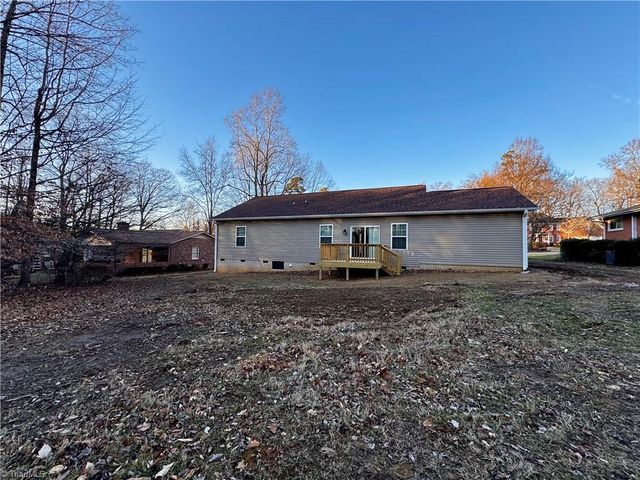 4218 Farlow Drive, Greensboro, NC 27406