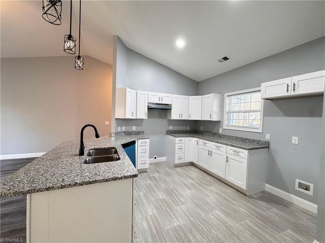 4218 Farlow Drive, Greensboro, NC 27406