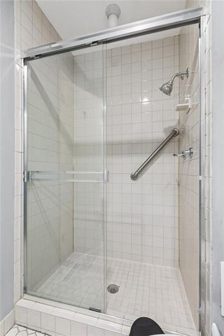 8741 Riggs Circle, Overland Park, KS 66212