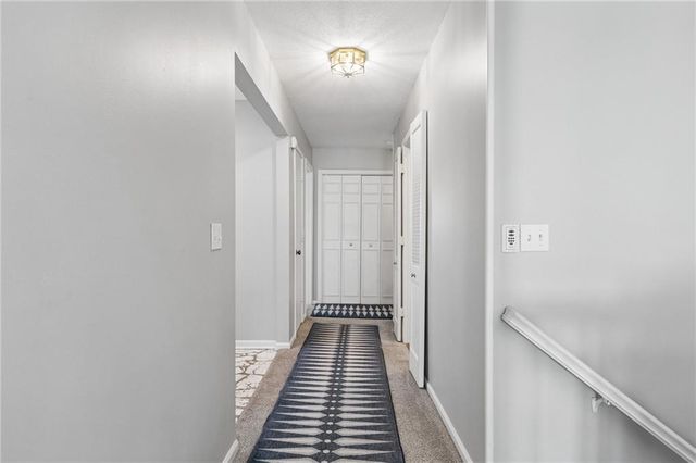 8741 Riggs Circle, Overland Park, KS 66212