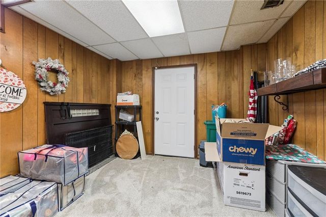 8741 Riggs Circle, Overland Park, KS 66212