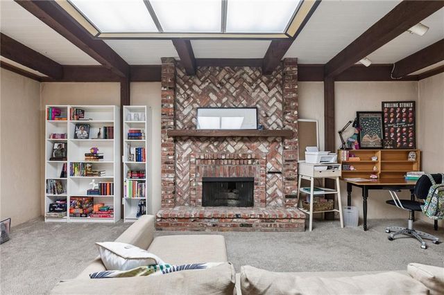 8741 Riggs Circle, Overland Park, KS 66212