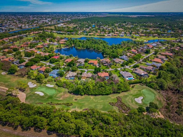 523 SW Squire Johns Lane, Palm City, FL 34990