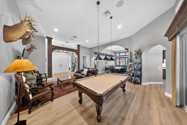 523 SW Squire Johns Lane, Palm City, FL 34990