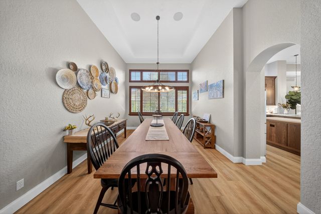 523 SW Squire Johns Lane, Palm City, FL 34990