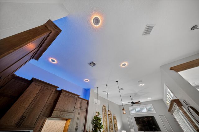 523 SW Squire Johns Lane, Palm City, FL 34990