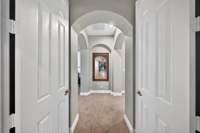 523 SW Squire Johns Lane, Palm City, FL 34990