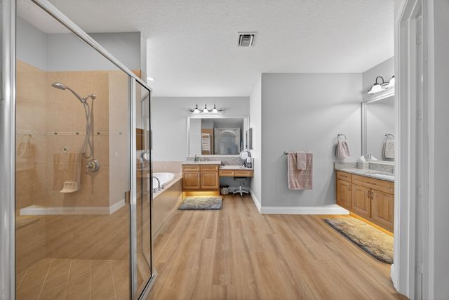 523 SW Squire Johns Lane, Palm City, FL 34990