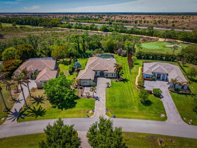 523 SW Squire Johns Lane, Palm City, FL 34990