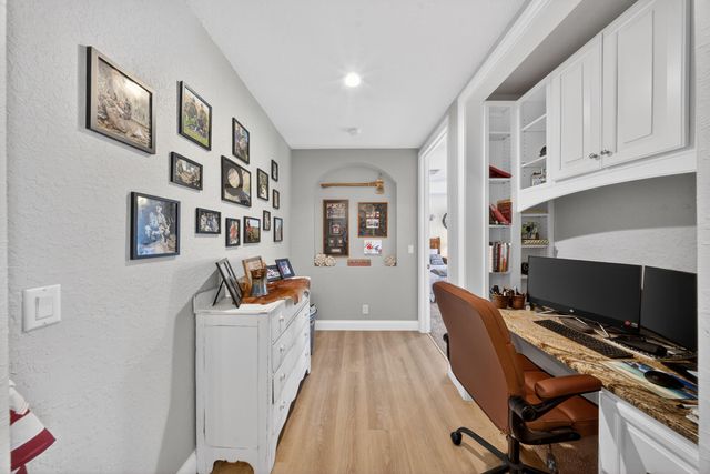 523 SW Squire Johns Lane, Palm City, FL 34990