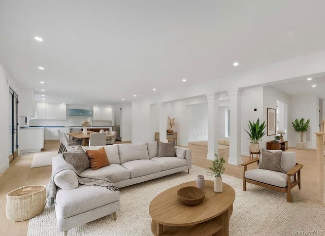 32 Sycamore Road, Scarsdale, NY 10583