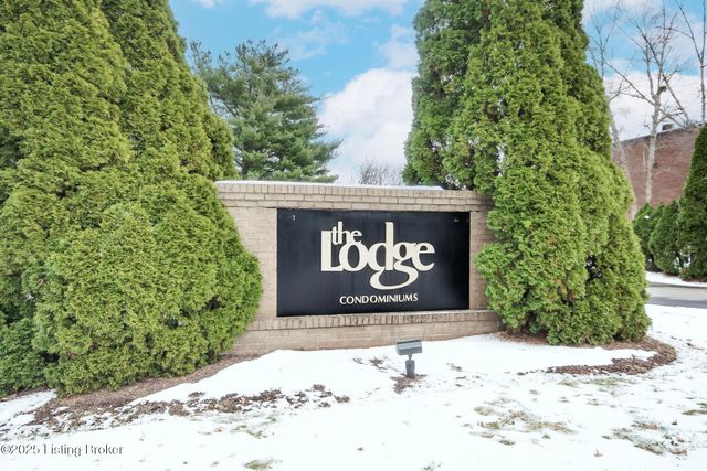 3504 Lodge Ln APT 132, Louisville, KY 40218