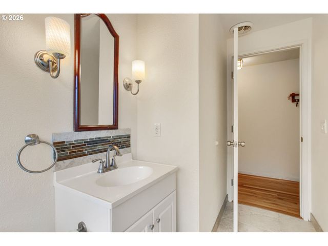 5380 Sw COLONY Ct, Beaverton, OR 97005
