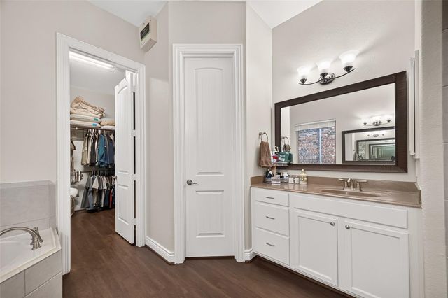 21723 Tatton Crest Court, Spring, TX 77388