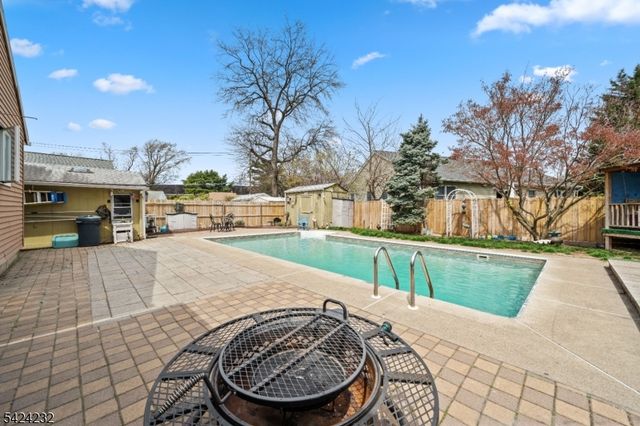 44 Scott Ter, Clifton City, NJ 07013