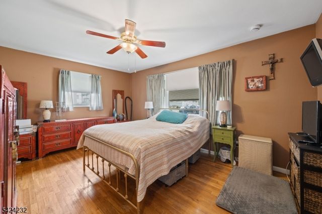 44 Scott Ter, Clifton City, NJ 07013