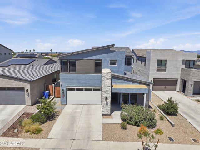 822 E HOPI Trail, Phoenix, AZ 85042