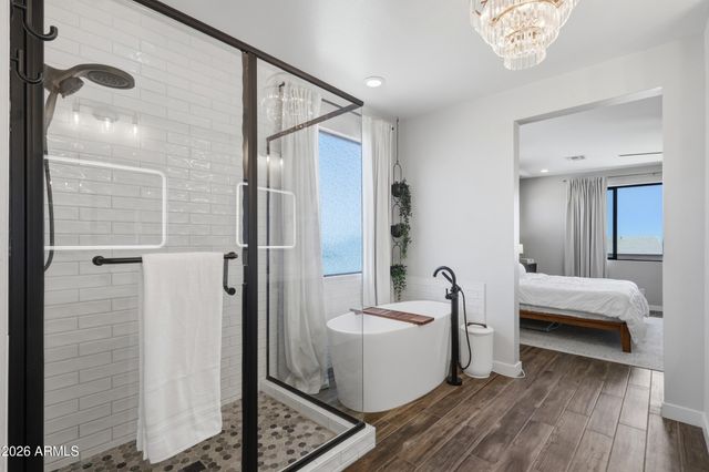 822 E HOPI Trail, Phoenix, AZ 85042