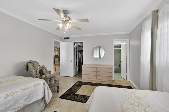 59 Plymouth G, West Palm Beach, FL 33417