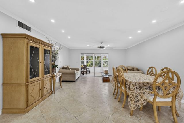 59 Plymouth G, West Palm Beach, FL 33417