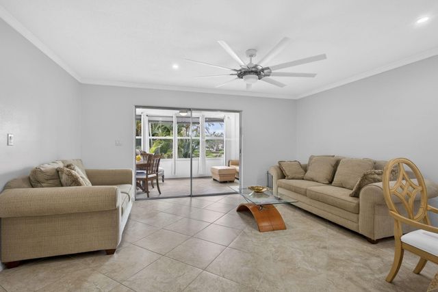 59 Plymouth G, West Palm Beach, FL 33417