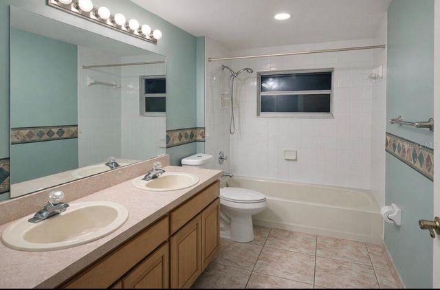 1901 ASHLEY OAKS COURT, St Cloud, FL 34771