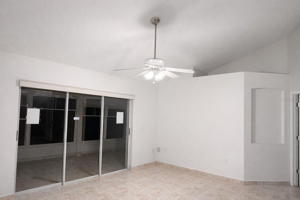 Image 12 of property listing at 1901 ASHLEY OAKS COURT, St Cloud, FL 34771