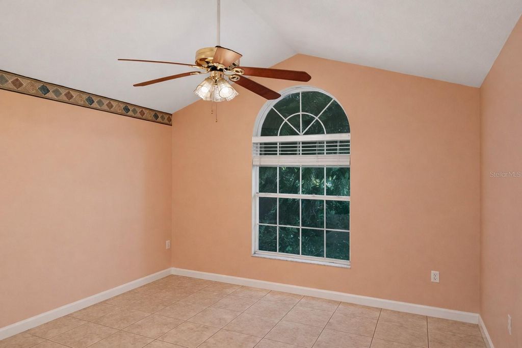 Image 14 of property listing at 1901 ASHLEY OAKS COURT, St Cloud, FL 34771