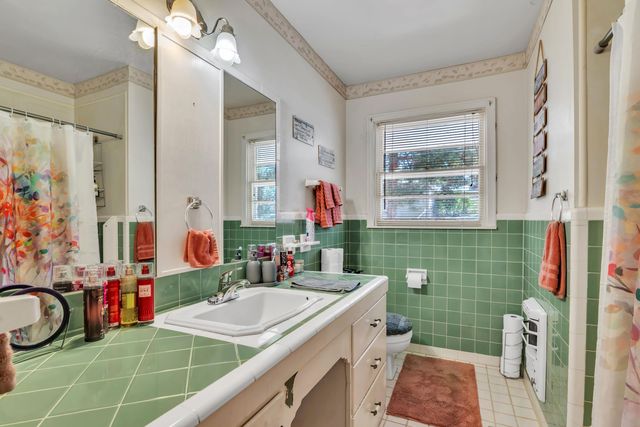 3704 John Reagan St, Marshall, TX 75672