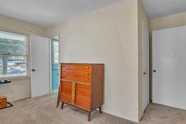 3704 John Reagan St, Marshall, TX 75672