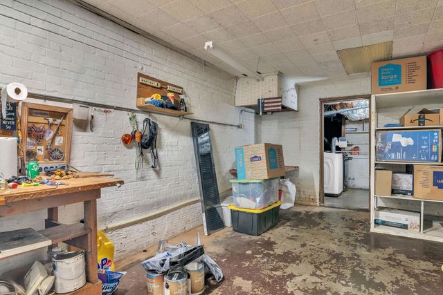 3704 John Reagan St, Marshall, TX 75672