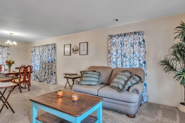 3704 John Reagan St, Marshall, TX 75672