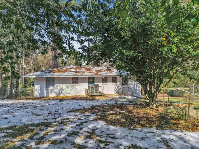 3704 John Reagan St, Marshall, TX 75672