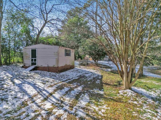 3704 John Reagan St, Marshall, TX 75672