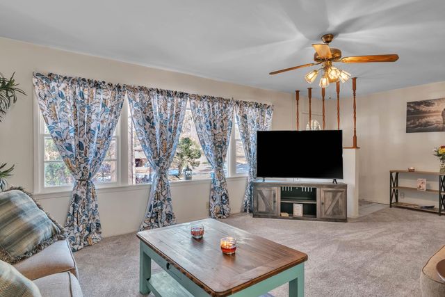 3704 John Reagan St, Marshall, TX 75672