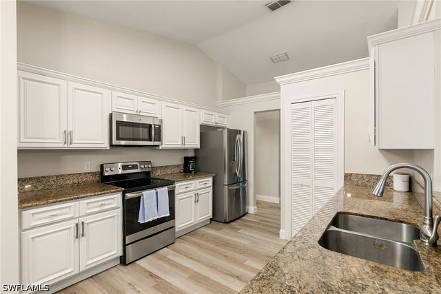 159 Plantation CIR, Naples, FL 34104