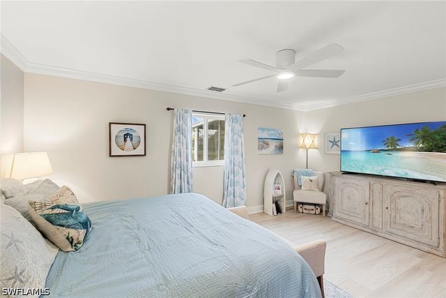 159 Plantation CIR, Naples, FL 34104