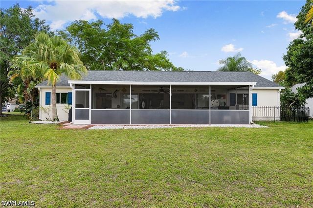 159 Plantation CIR, Naples, FL 34104