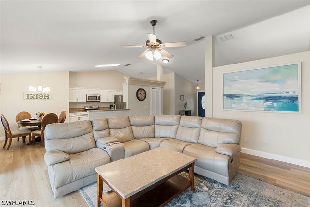 159 Plantation CIR, Naples, FL 34104