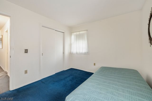 48 Sherbrooke Dr, Florham Park Boro, NJ 07932