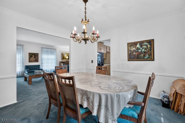 48 Sherbrooke Dr, Florham Park Boro, NJ 07932