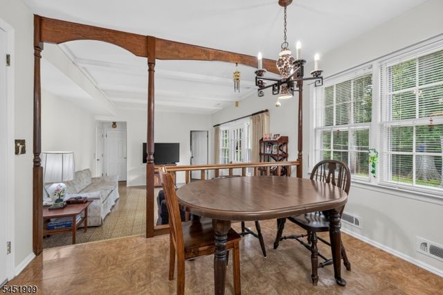 48 Sherbrooke Dr, Florham Park Boro, NJ 07932