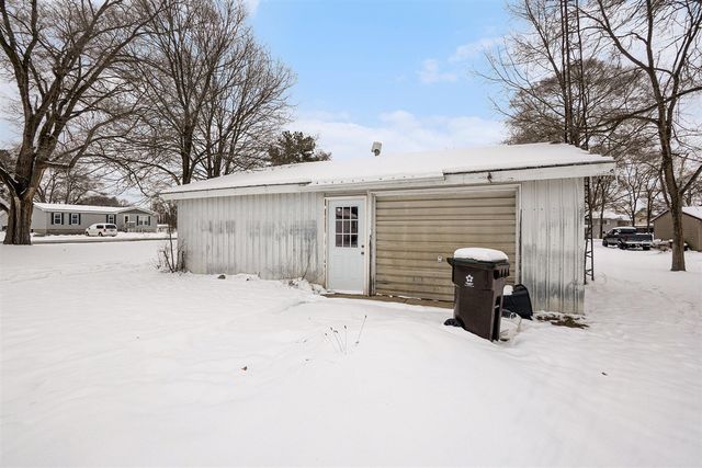 202 S Bronson Avenue, Big Rapids, MI 49307