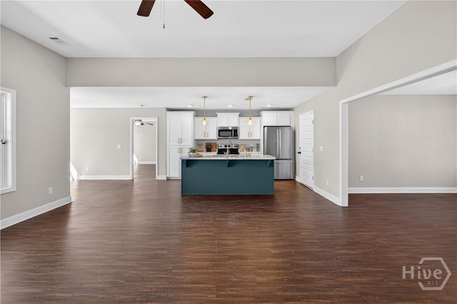 303 Tallulah Bend, Ellabell, GA 31308