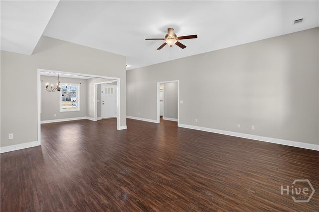 303 Tallulah Bend, Ellabell, GA 31308