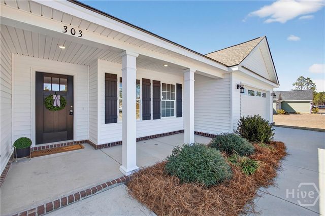 303 Tallulah Bend, Ellabell, GA 31308