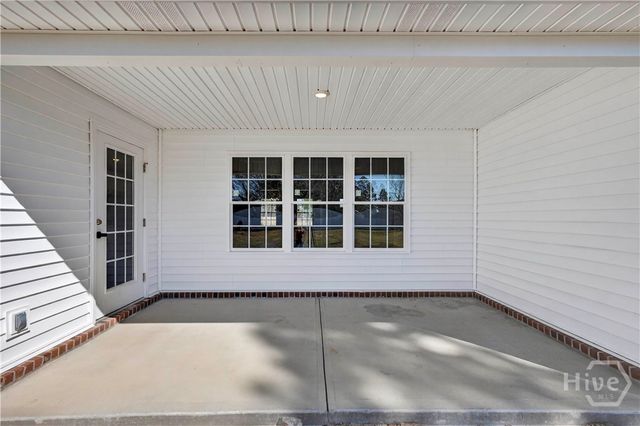 303 Tallulah Bend, Ellabell, GA 31308