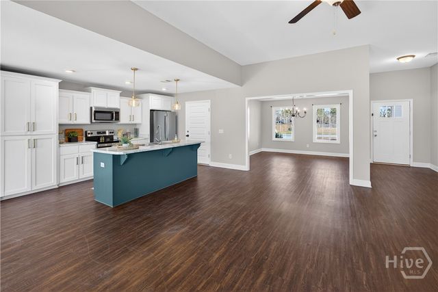 303 Tallulah Bend, Ellabell, GA 31308