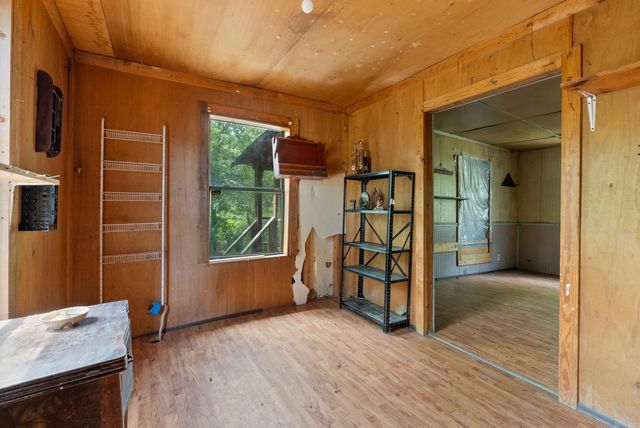 504 Boar Road, Clinton, AR 72031